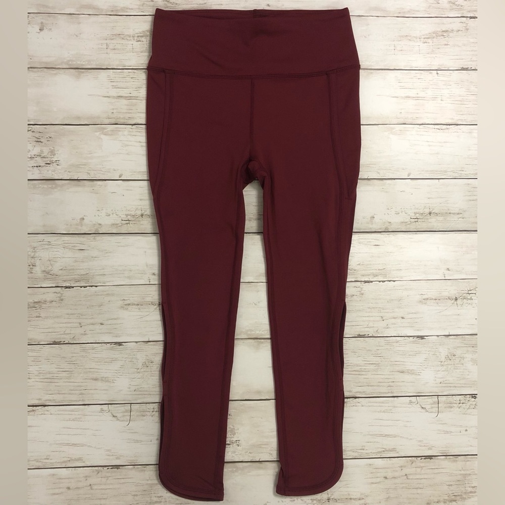 FREE People Movement Capri Lenght Women’s Red Leggings Size S